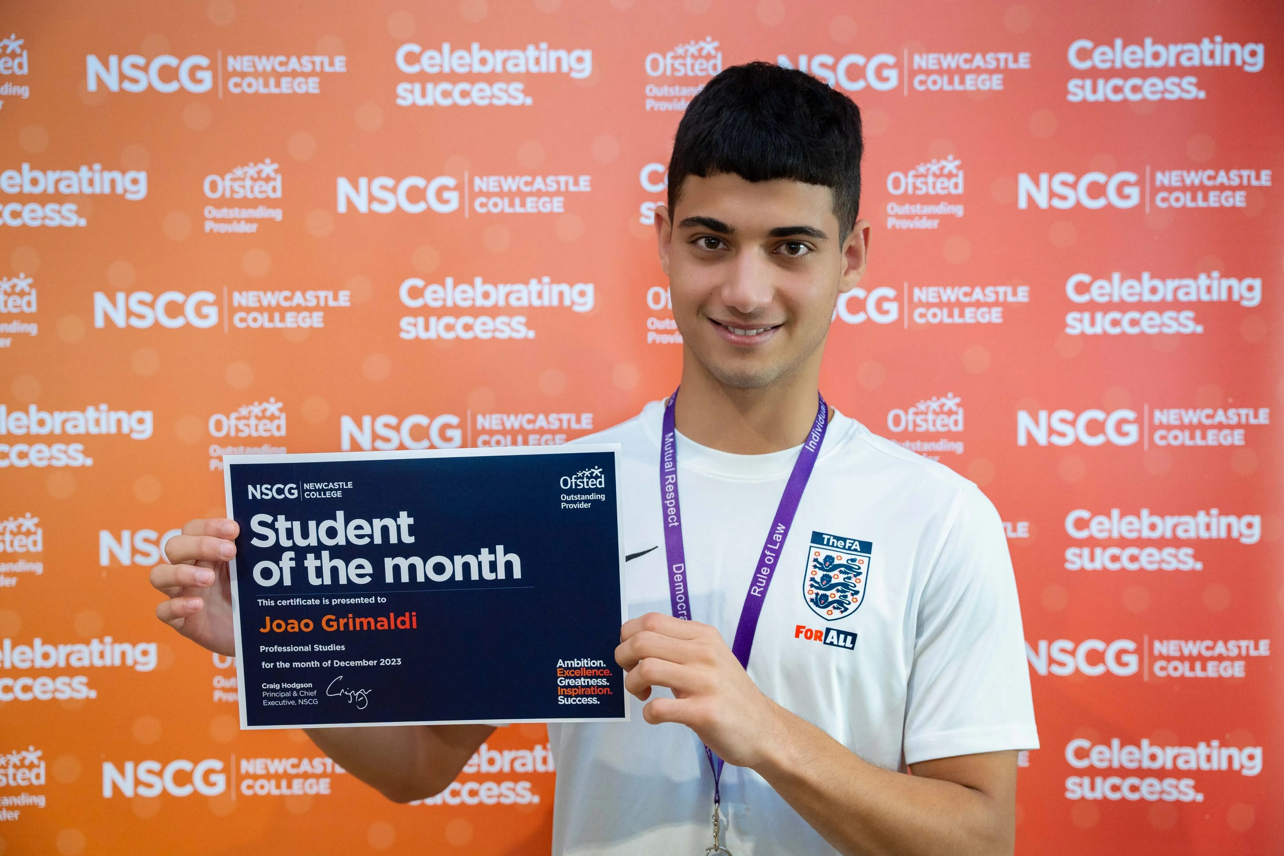 So TM DECEMBER web 43