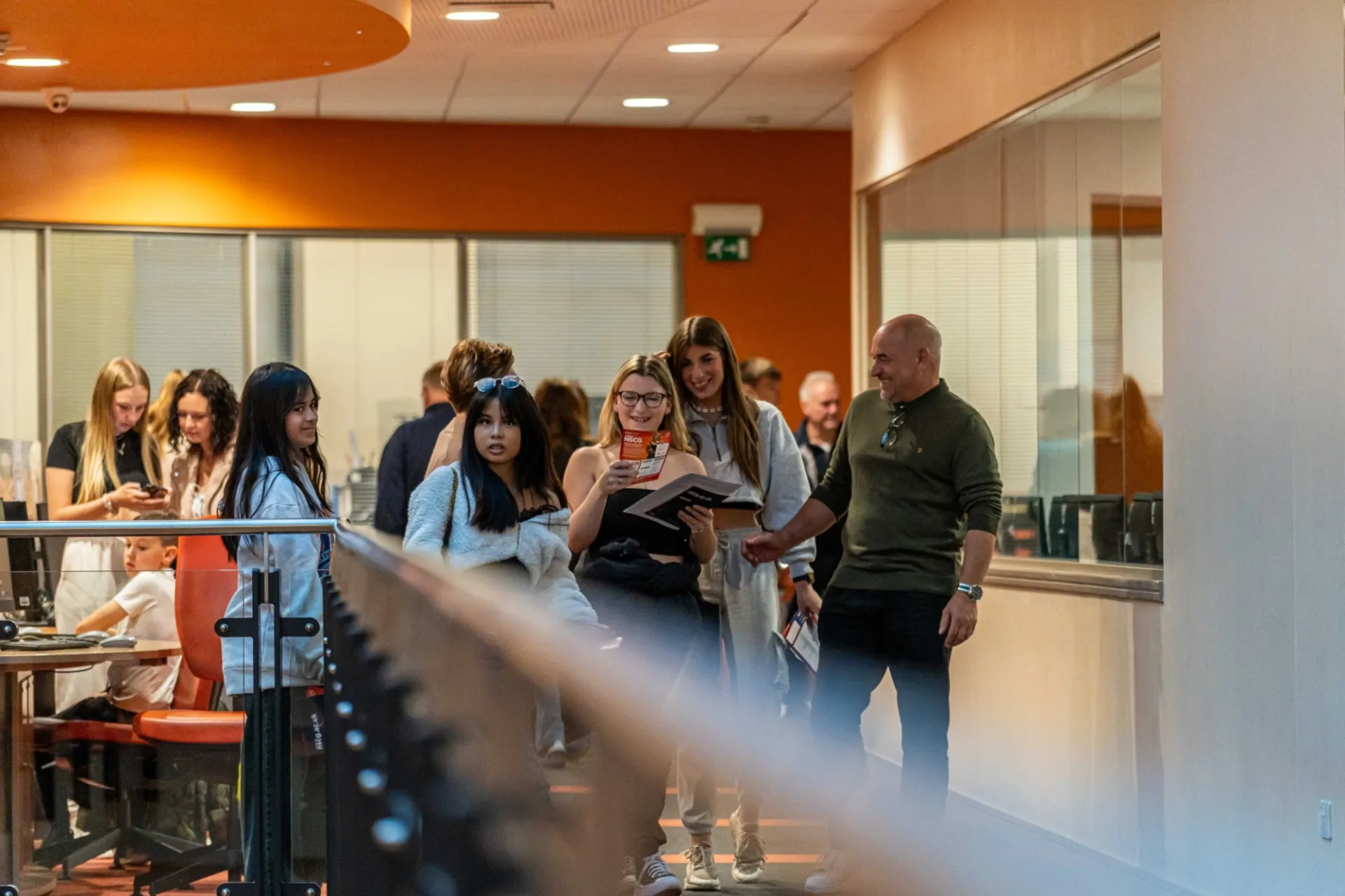 20240910 Cladding signing ceremony 3